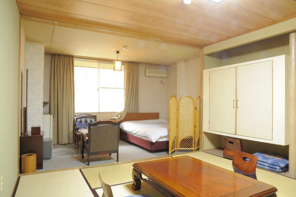 Hôtel Takizawakan à Maebashi Extérieur photo